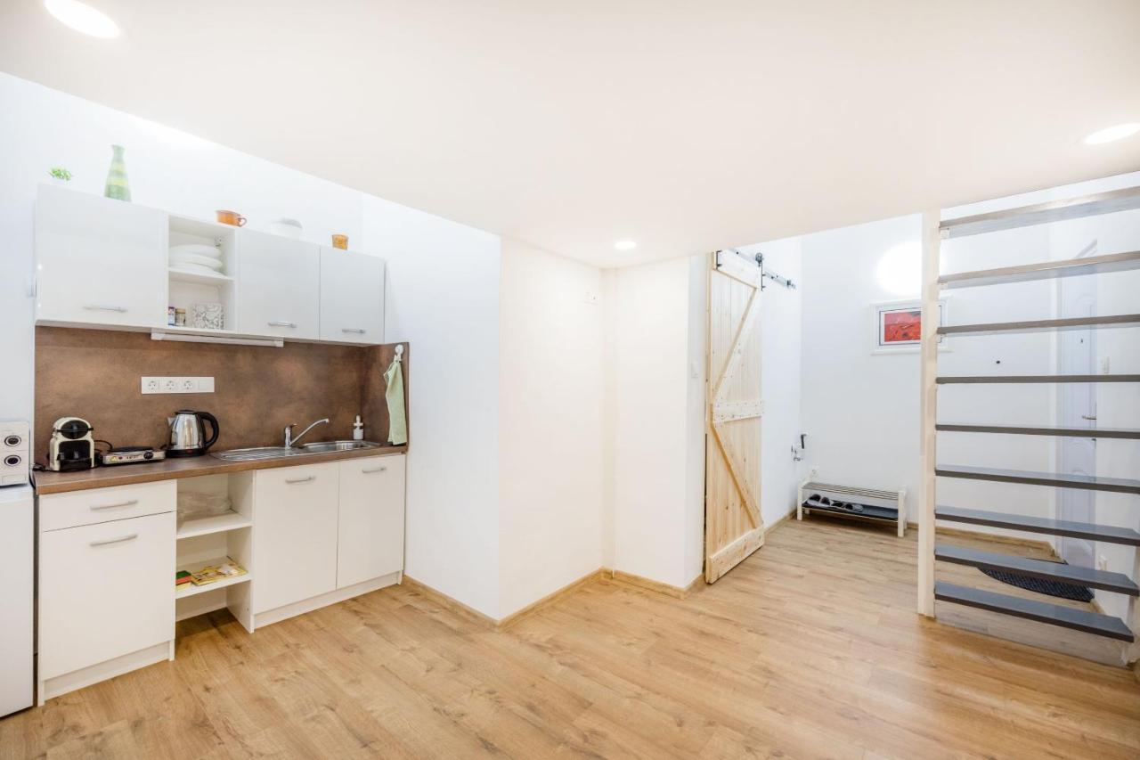 V12 Apartments Budapest Exterior photo
